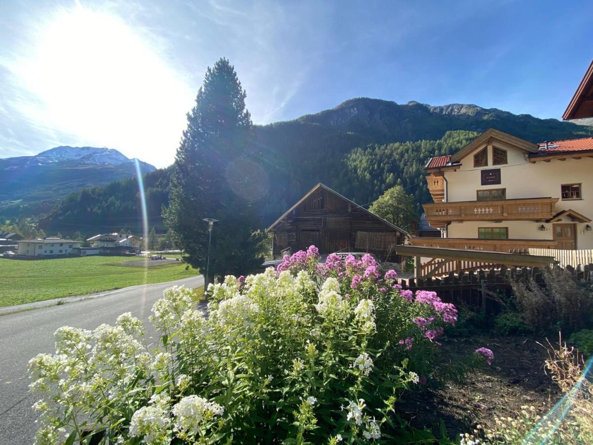 Alpine Lodge Soelden - Chalet & Apart ภายนอก รูปภาพ